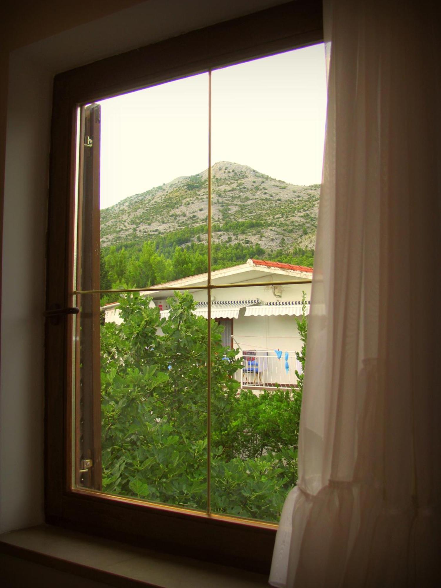 Apartments And Rooms Mare-Monti Starigrad Paklenica Camera foto